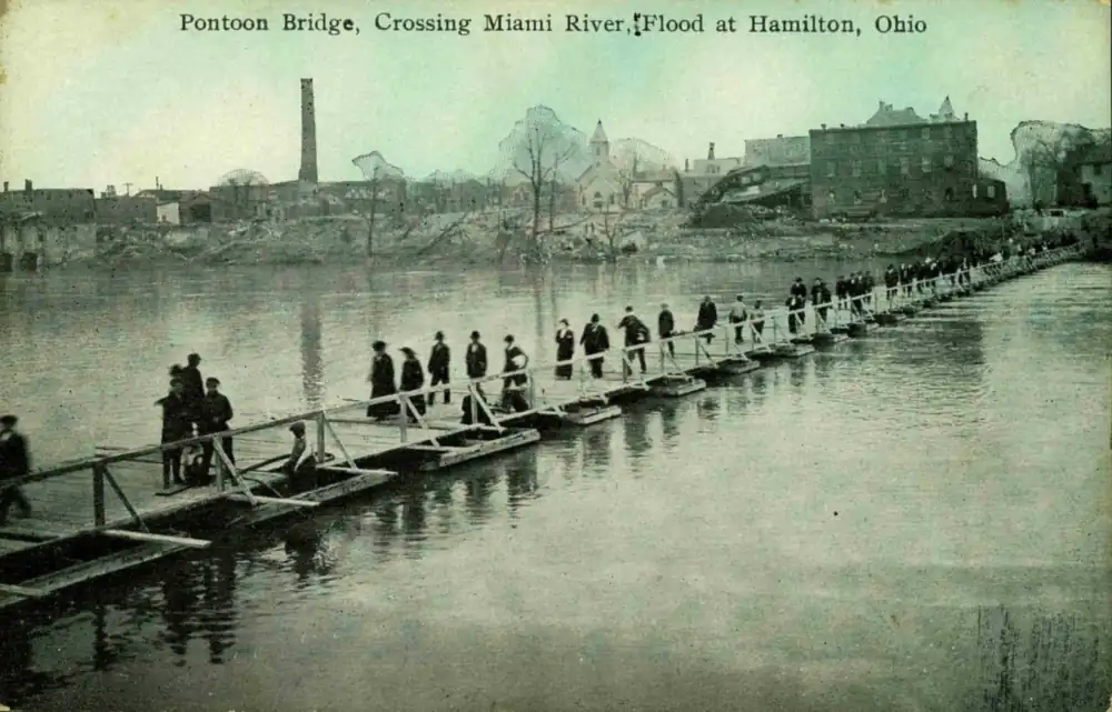 Postcard of the temporary pontoon bridge across the Great Miami