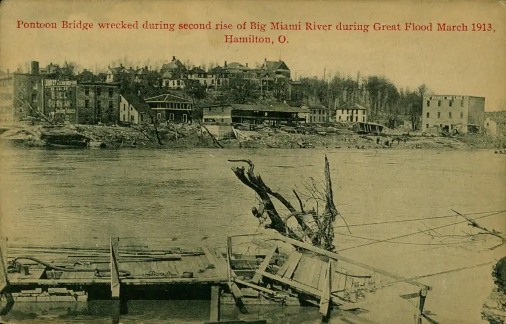 Postcard of the wrecked pontoon bridge